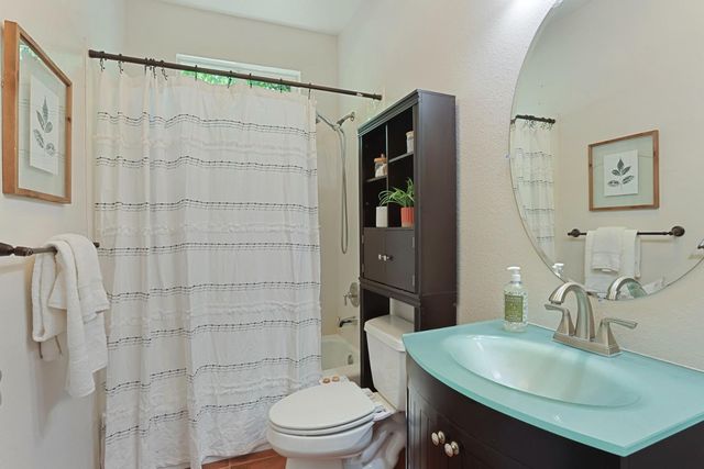 2256 Heavenly Way, Lodi, CA 95242