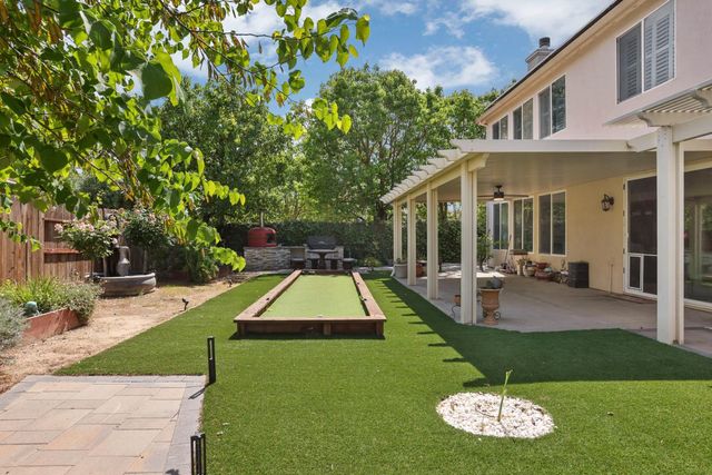 2256 Heavenly Way, Lodi, CA 95242