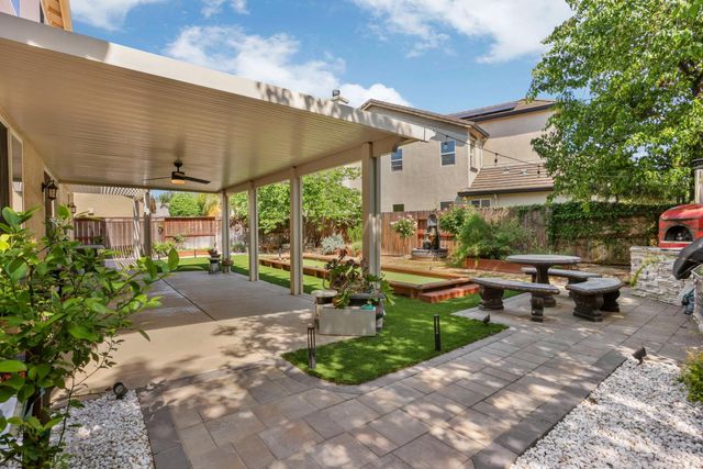 2256 Heavenly Way, Lodi, CA 95242