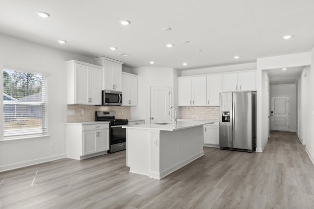 1001 Lauryn Oak Loop, Longs, SC 29568