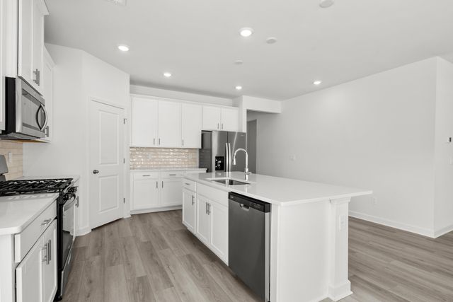 1001 Lauryn Oak Loop, Longs, SC 29568