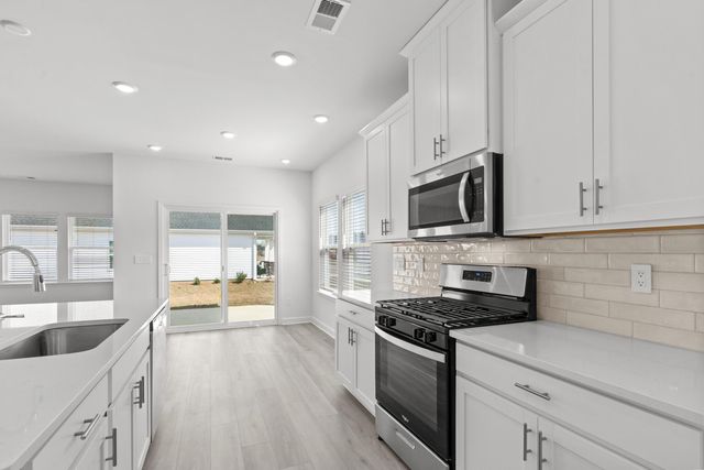 1001 Lauryn Oak Loop, Longs, SC 29568