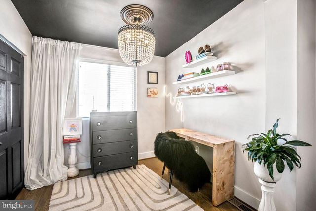 318 TODD PL NE, Washington, DC 20002