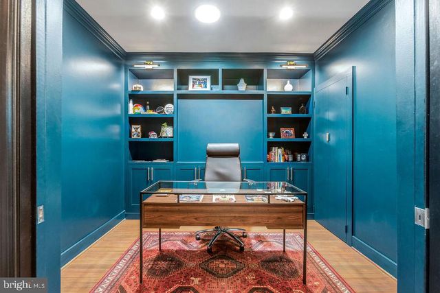318 TODD PL NE, Washington, DC 20002