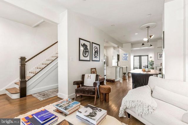318 TODD PL NE, Washington, DC 20002
