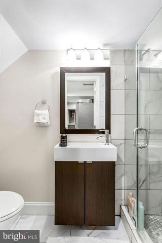 318 TODD PL NE, Washington, DC 20002
