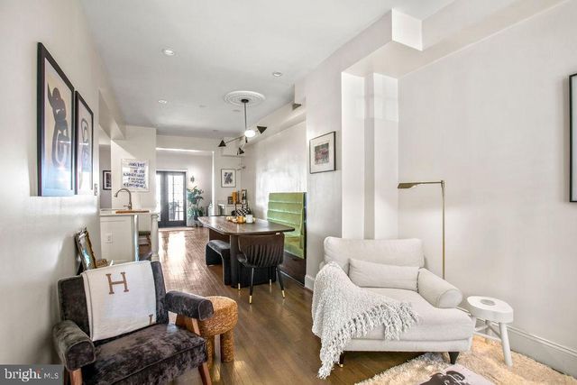 318 TODD PL NE, Washington, DC 20002