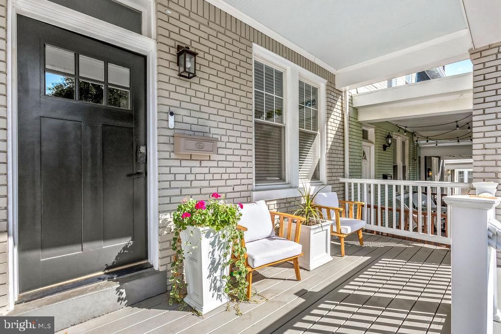 318 TODD PL NE, Washington, DC 20002