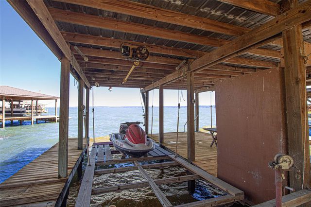 158 Johns Drive, Livingston, TX 77351