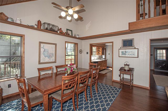 158 Johns Drive, Livingston, TX 77351