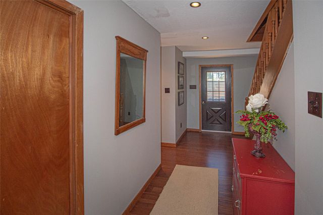 158 Johns Drive, Livingston, TX 77351