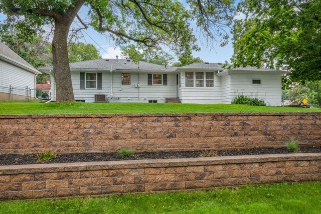 424 Tyler Avenue S, Edina, MN 55343
