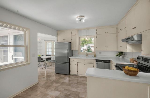 424 Tyler Avenue S, Edina, MN 55343