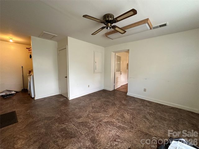 502 Connelly Springs Road SW, Lenoir, NC 28645
