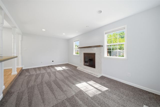 10052 Wolfriver Drive, Plymouth, MI 48170