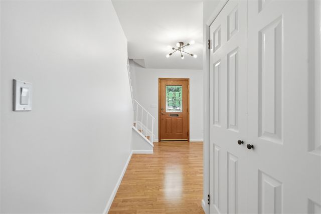 10052 Wolfriver Drive, Plymouth, MI 48170