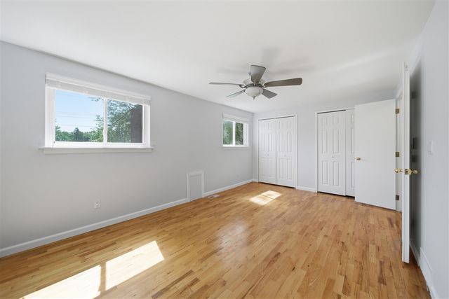 10052 Wolfriver Drive, Plymouth, MI 48170