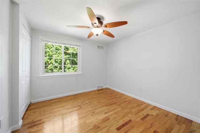 10052 Wolfriver Drive, Plymouth, MI 48170