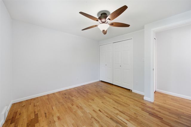 10052 Wolfriver Drive, Plymouth, MI 48170