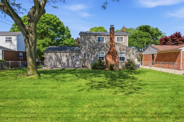 10052 Wolfriver Drive, Plymouth, MI 48170