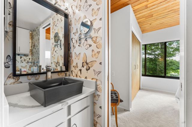 3595 E Huron River Drive, Ann Arbor, MI 48104