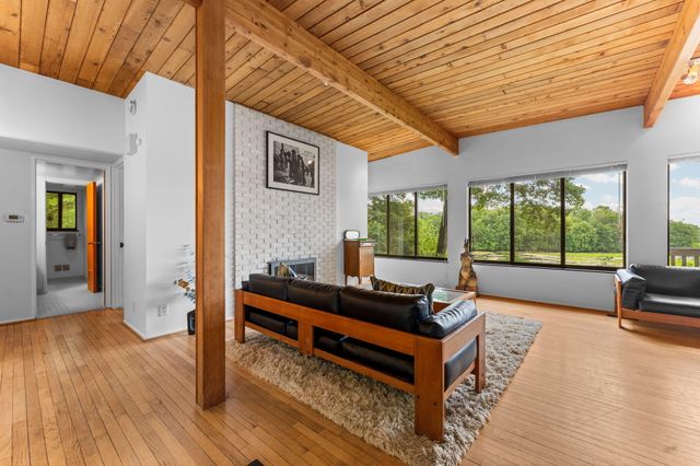 3595 E Huron River Drive, Ann Arbor, MI 48104