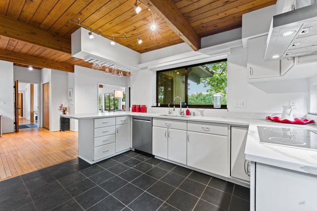 3595 E Huron River Drive, Ann Arbor, MI 48104