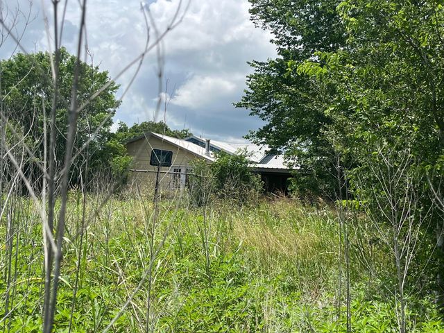 636 Fm 2436, La Grange, TX 78945
