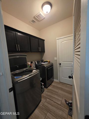 788 PONTOP HALL Street, El Paso, TX 79928
