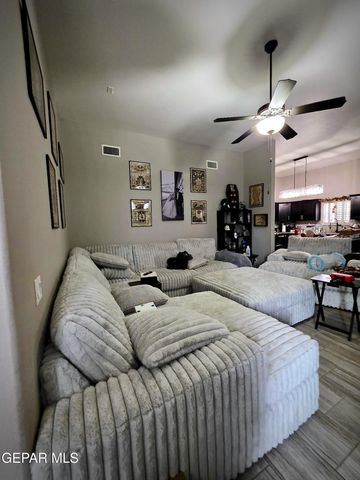 788 PONTOP HALL Street, El Paso, TX 79928