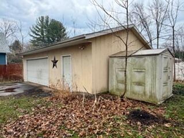 1921 E Coolspring Avenue, Trail Creek, IN 46360