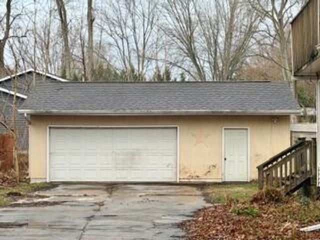 1921 E Coolspring Avenue, Trail Creek, IN 46360