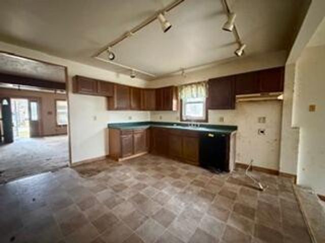 1921 E Coolspring Avenue, Trail Creek, IN 46360