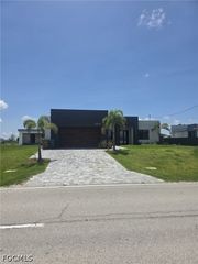 1220 Chiquita BLVD N, Cape Coral, FL 33993