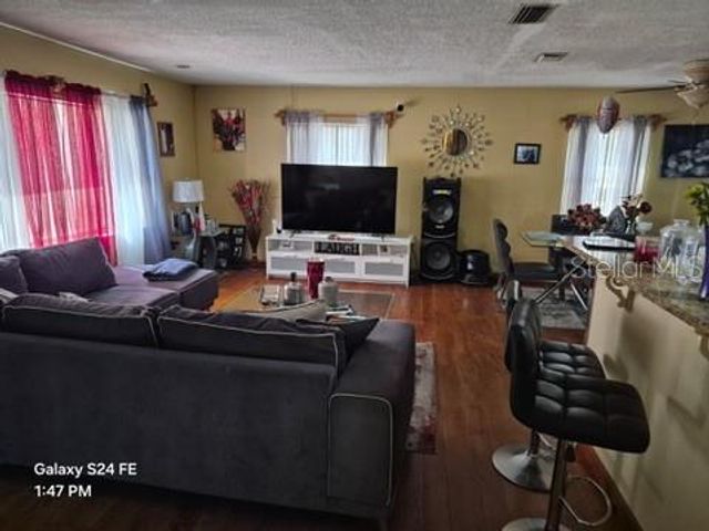 6121 HOLIDAY HILL LANE, Orlando, FL 32808