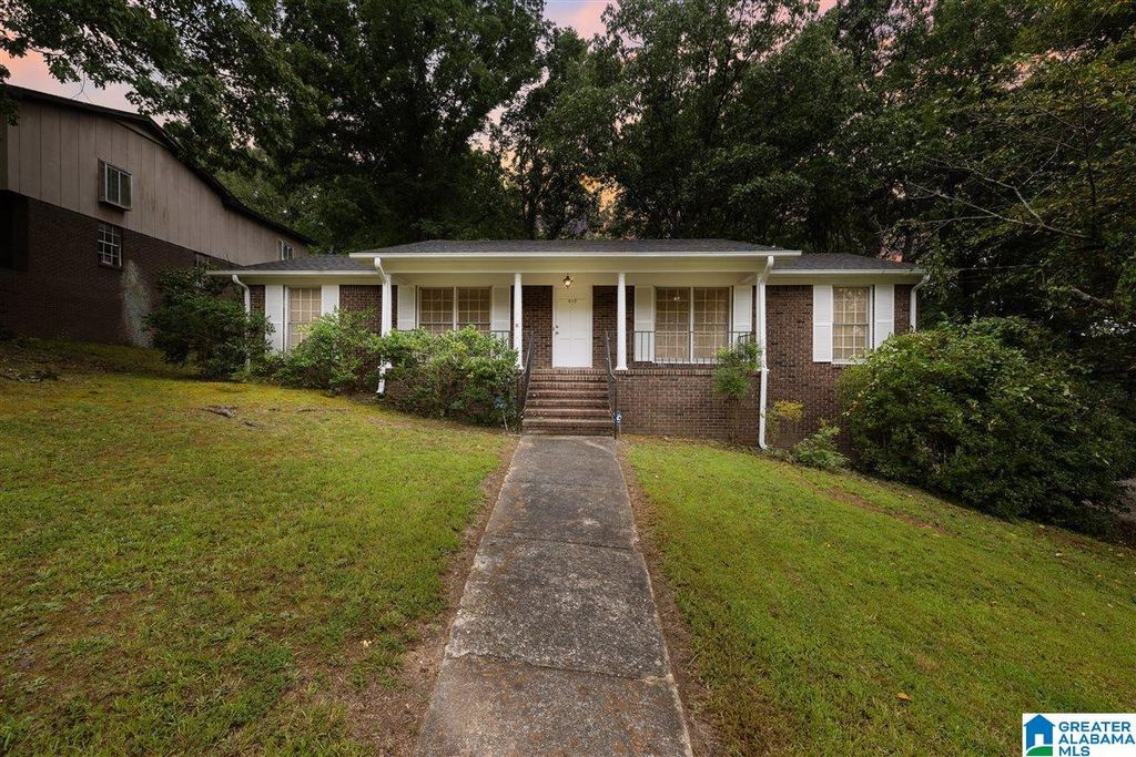 613 TUPELO ROAD, Center Point, AL 35215