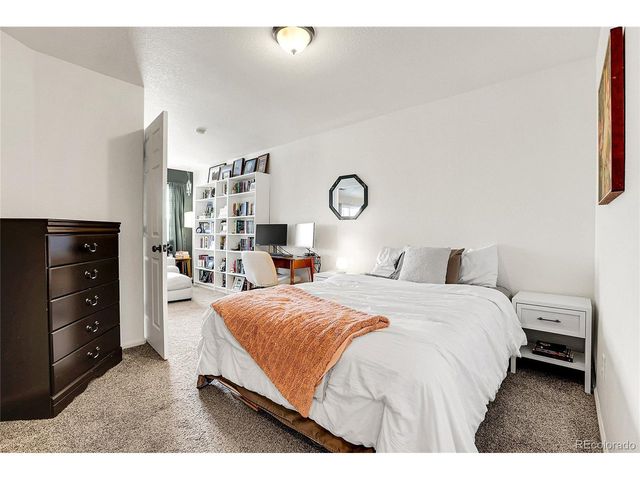 5255 Memphis St 10-1023, Denver, CO 80239