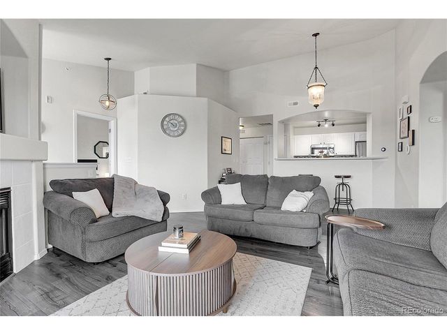 5255 Memphis St 10-1023, Denver, CO 80239