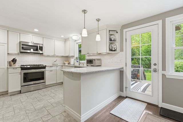 34 Brooksweld Rd, Canton, MA 02021