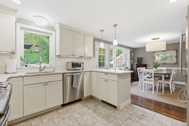 34 Brooksweld Rd, Canton, MA 02021