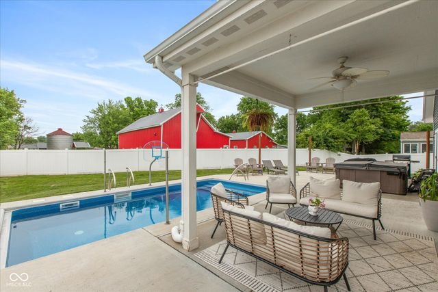 96 Mission Terrace Drive, Whiteland, IN 46184