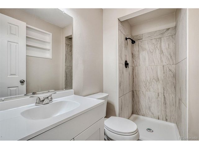 8478 Fenton St, Arvada, CO 80003