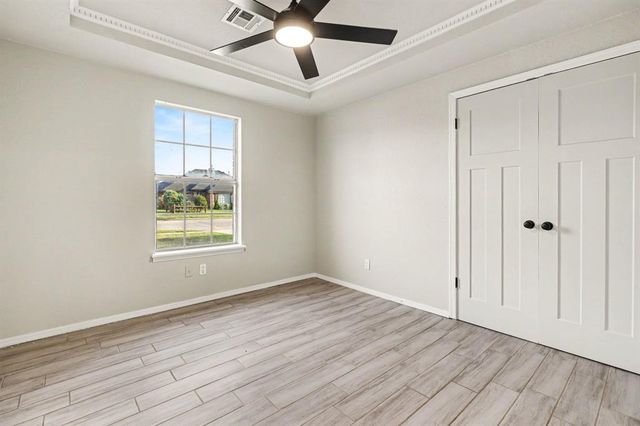 1161 McConnell Drive, Yukon, OK 73099