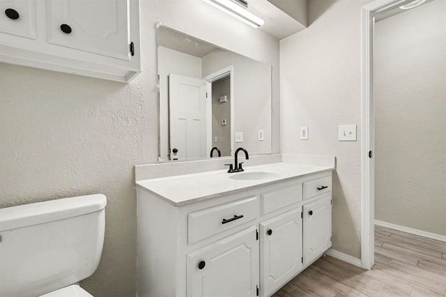 1161 McConnell Drive, Yukon, OK 73099