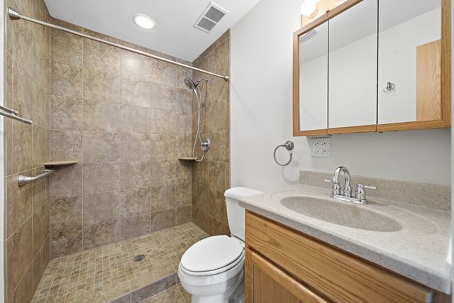 2330 Twilight Drive, Aurora, IL 60503