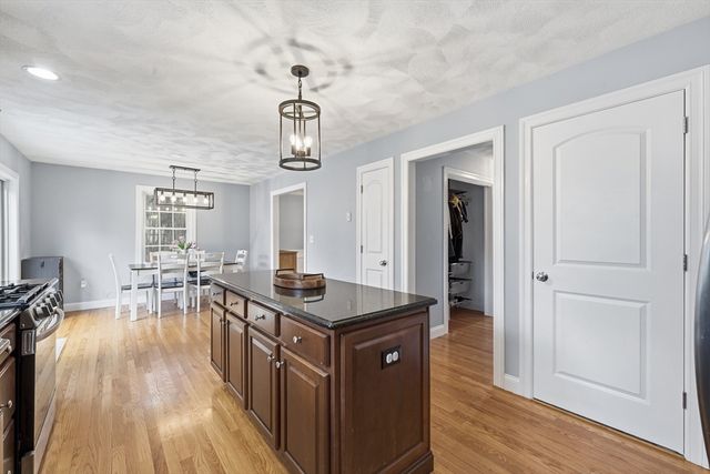 12 Bell Rd, Tewksbury, MA 01876