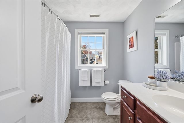 12 Bell Rd, Tewksbury, MA 01876