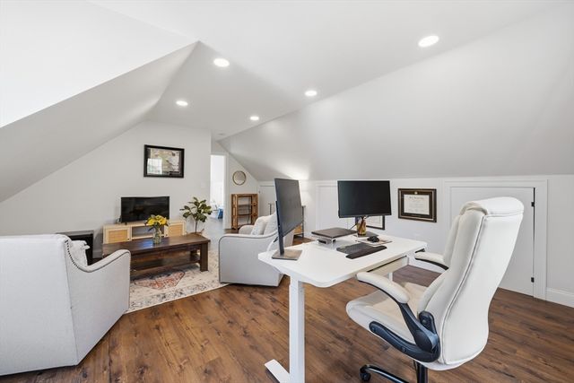 12 Bell Rd, Tewksbury, MA 01876