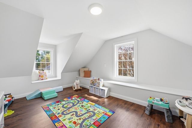 12 Bell Rd, Tewksbury, MA 01876
