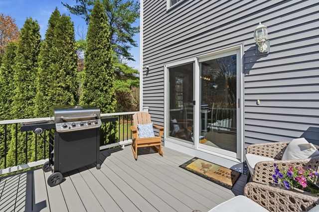 12 Bell Rd, Tewksbury, MA 01876